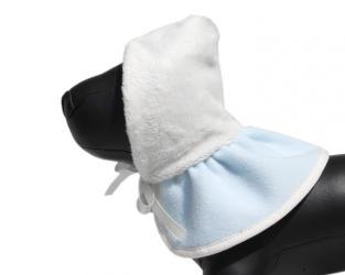 Beżowo-błękitna czapka dla psa z szalikiem